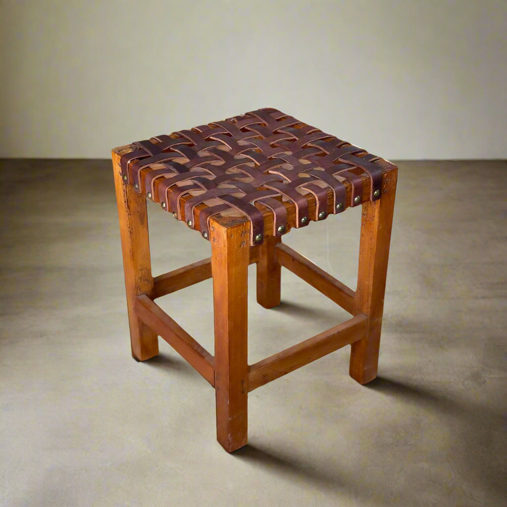 Escabel | Leather Woven Stool