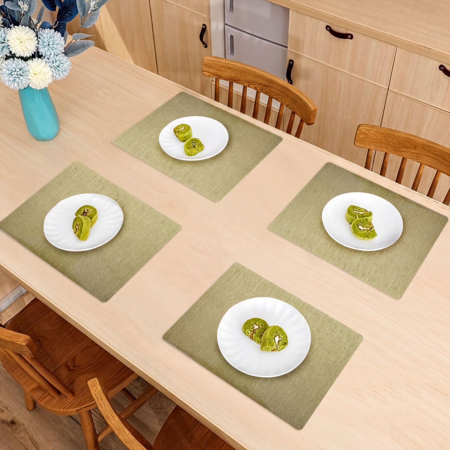 Woven PVC Placemats - Brown Non Slip Dining Table Protectors Set of 8