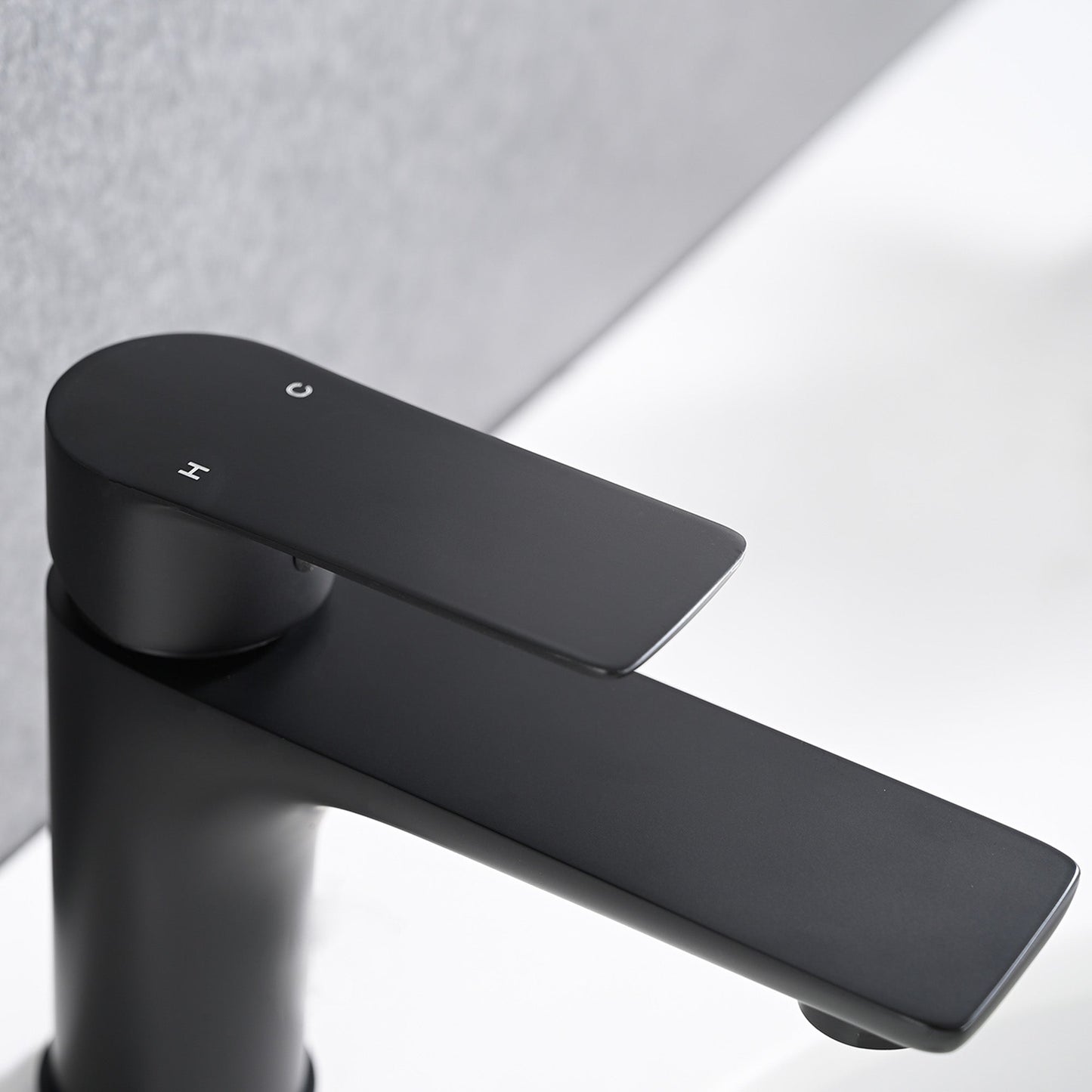 Single Handle Lavatory Basin Sink Faucet