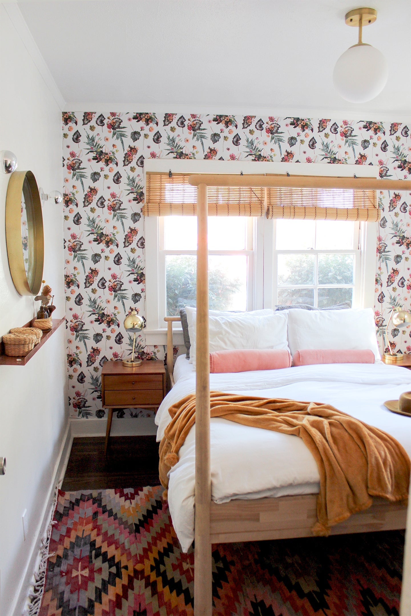 The Little Branch Wallpaper, off-white