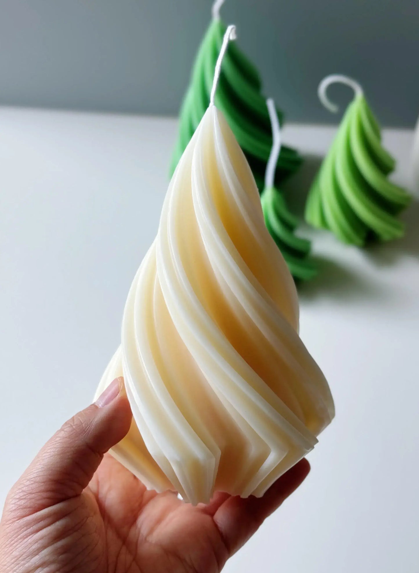Modern Swirling Christmas Tree Candles for Elegant Holiday Decor