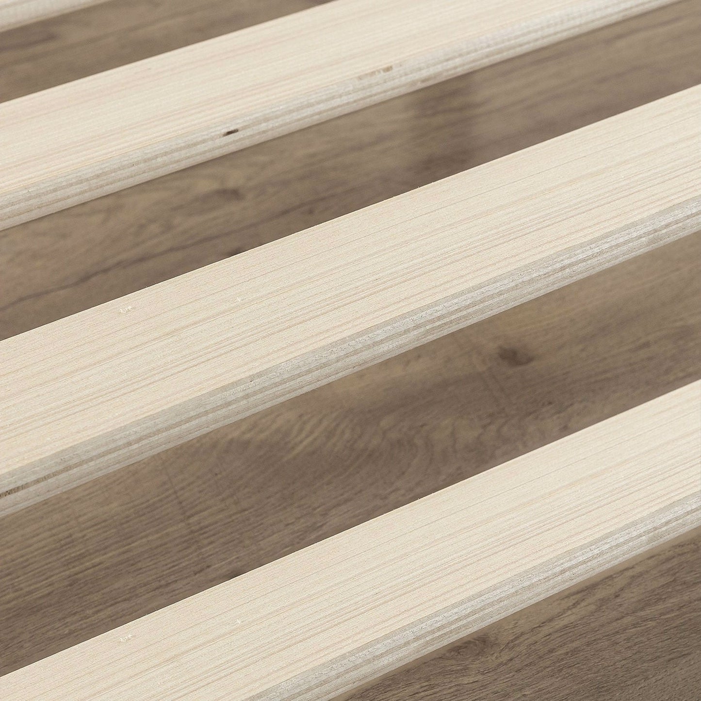 Queen size Modern 10-inch Low Profile Metal Platform Bed Frame with Wood Slats