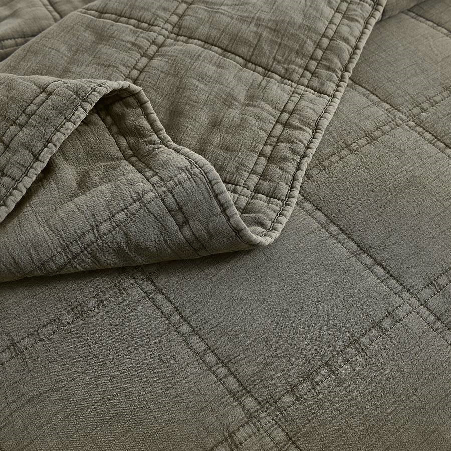 King/California King 3-Piece Sage Green Faded Stone Washed Cotton Quilt Set