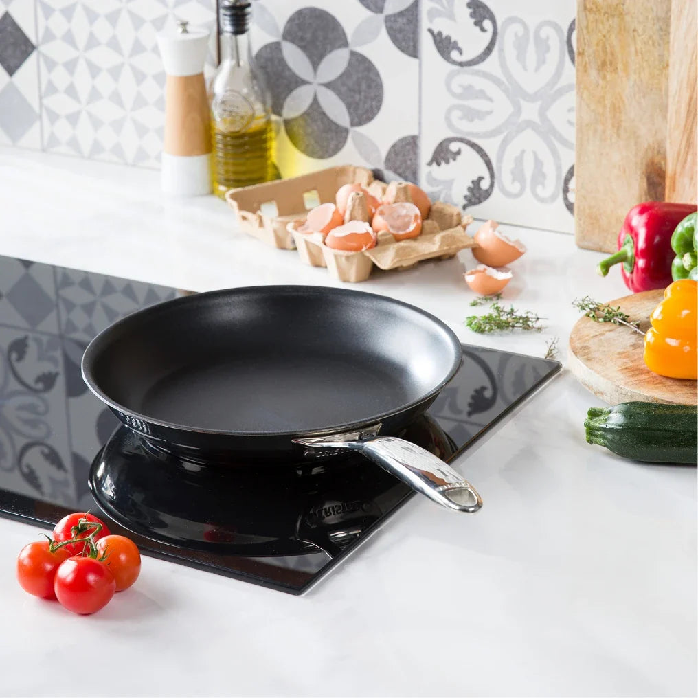 Set of 2 Non-Stick Frying Pans