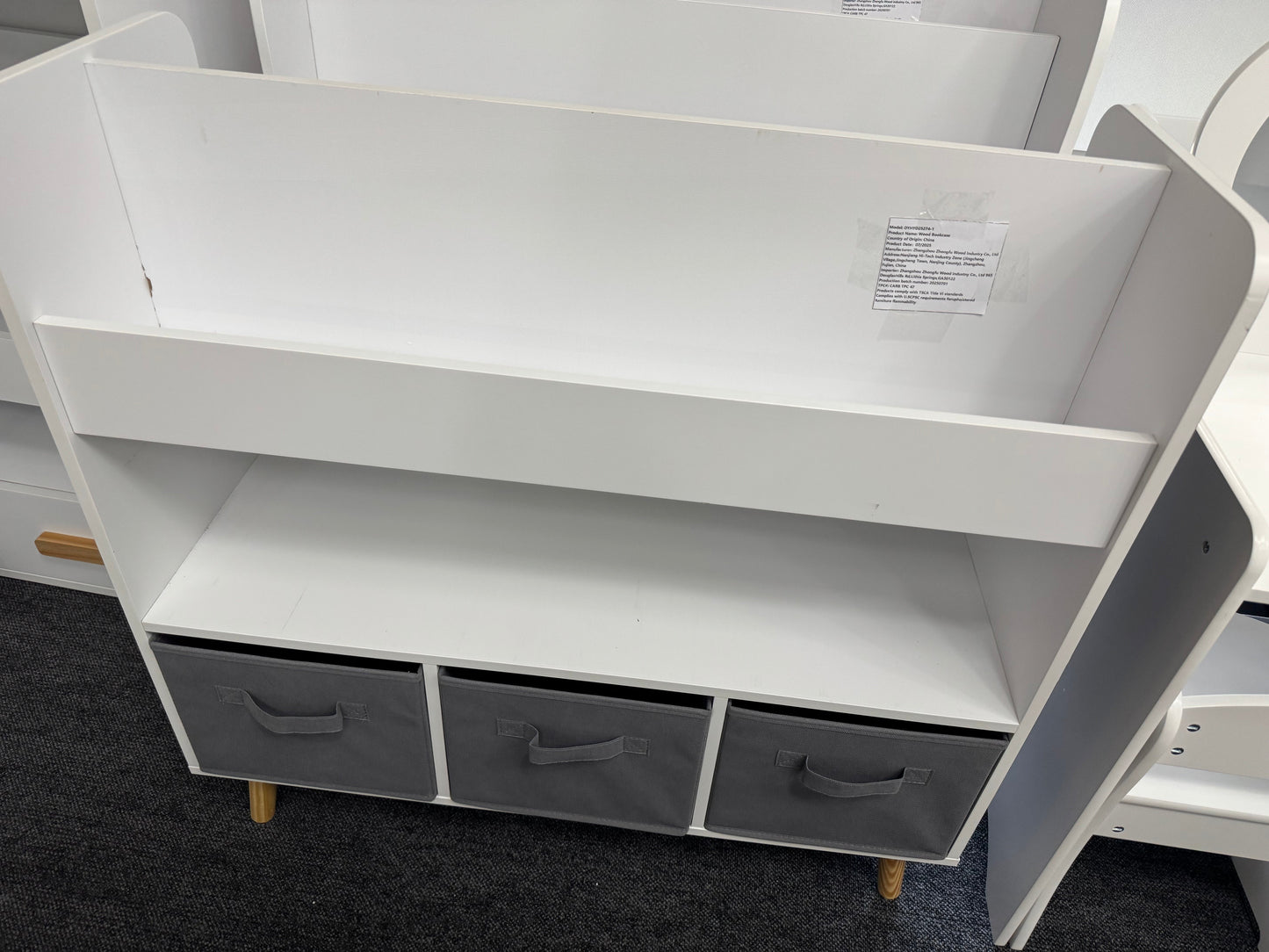 Kids Bookshelf with 3 Fabric Bins