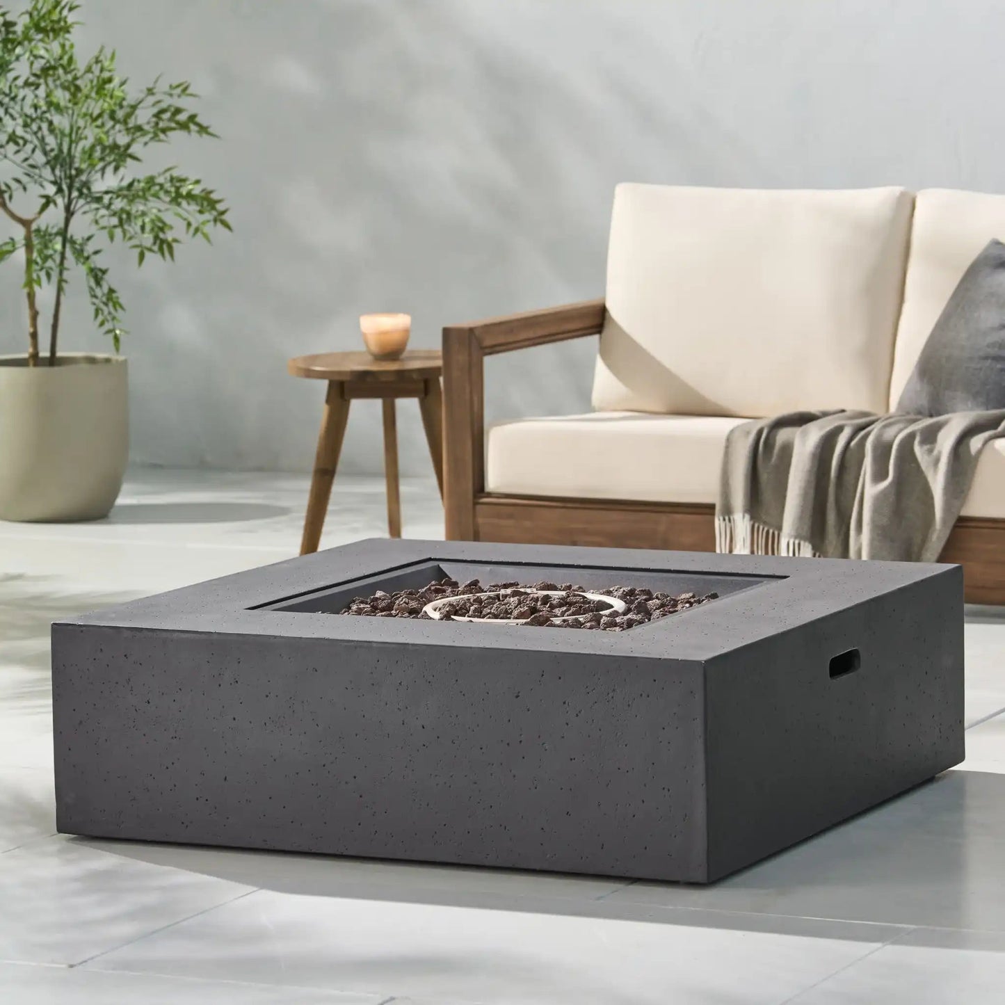 Modern 50,000 Btu Square Fire Table With Propane Tank