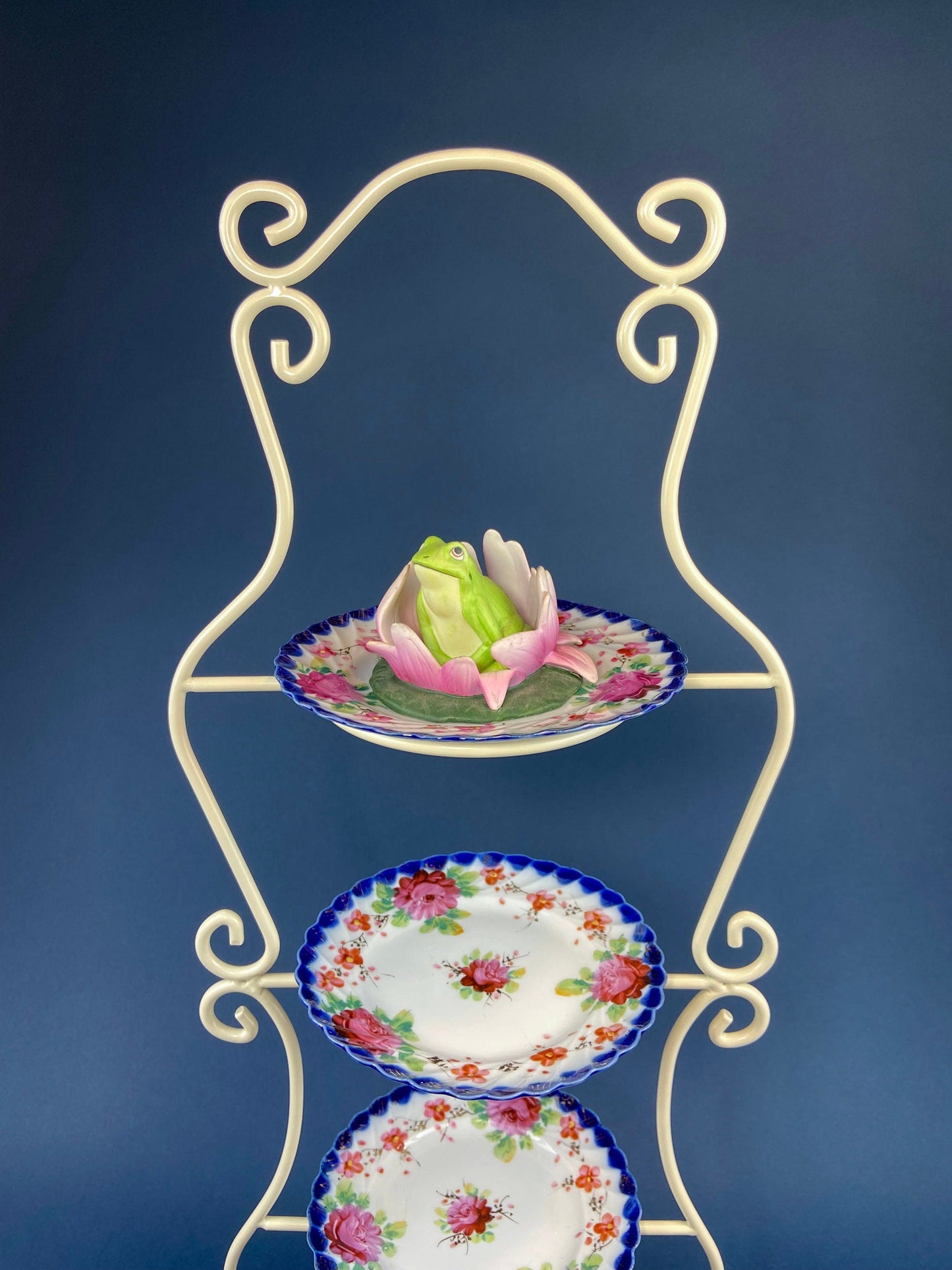 TeaCup Display Stand. Vintage Design 4 Tier Metal Display Rack. Store, Cafe or home decor. Tea party decoration.