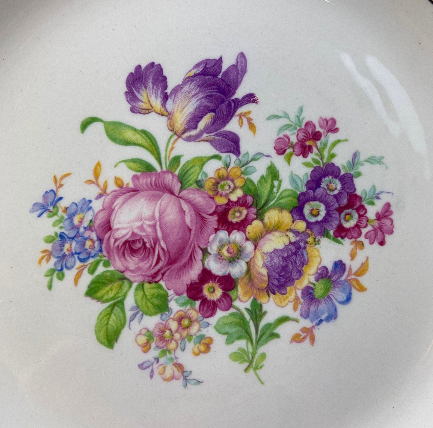 Vintage Dish Set. Leigh Wake by Leigh Potters. Set of 4 Placements: Dinner, Salad Plates, Soup, Salad Bowls, One Serving Dish & Teacups.