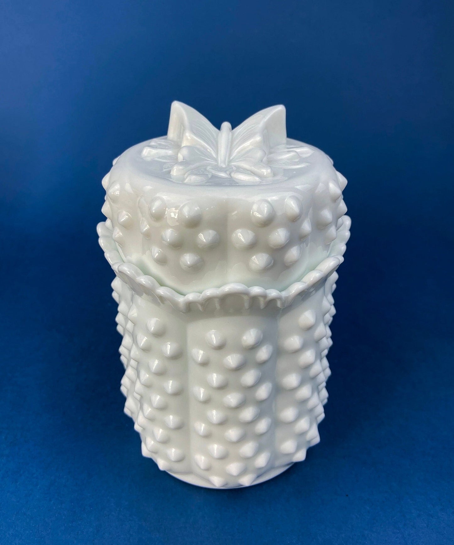 Cobalt Blue Creamer with Swan-Shaped Handle and Lid. Glass Creamer with Embossed Reed and Swans. Collectible Glass. Gift Idea.