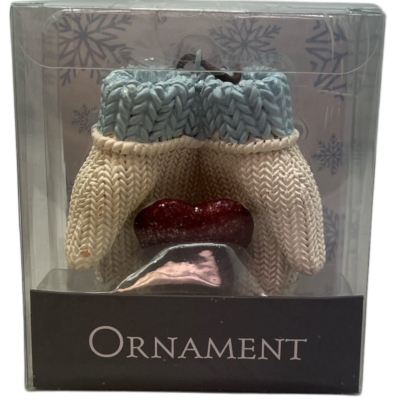 Christmas Mittens with Heart Ornament