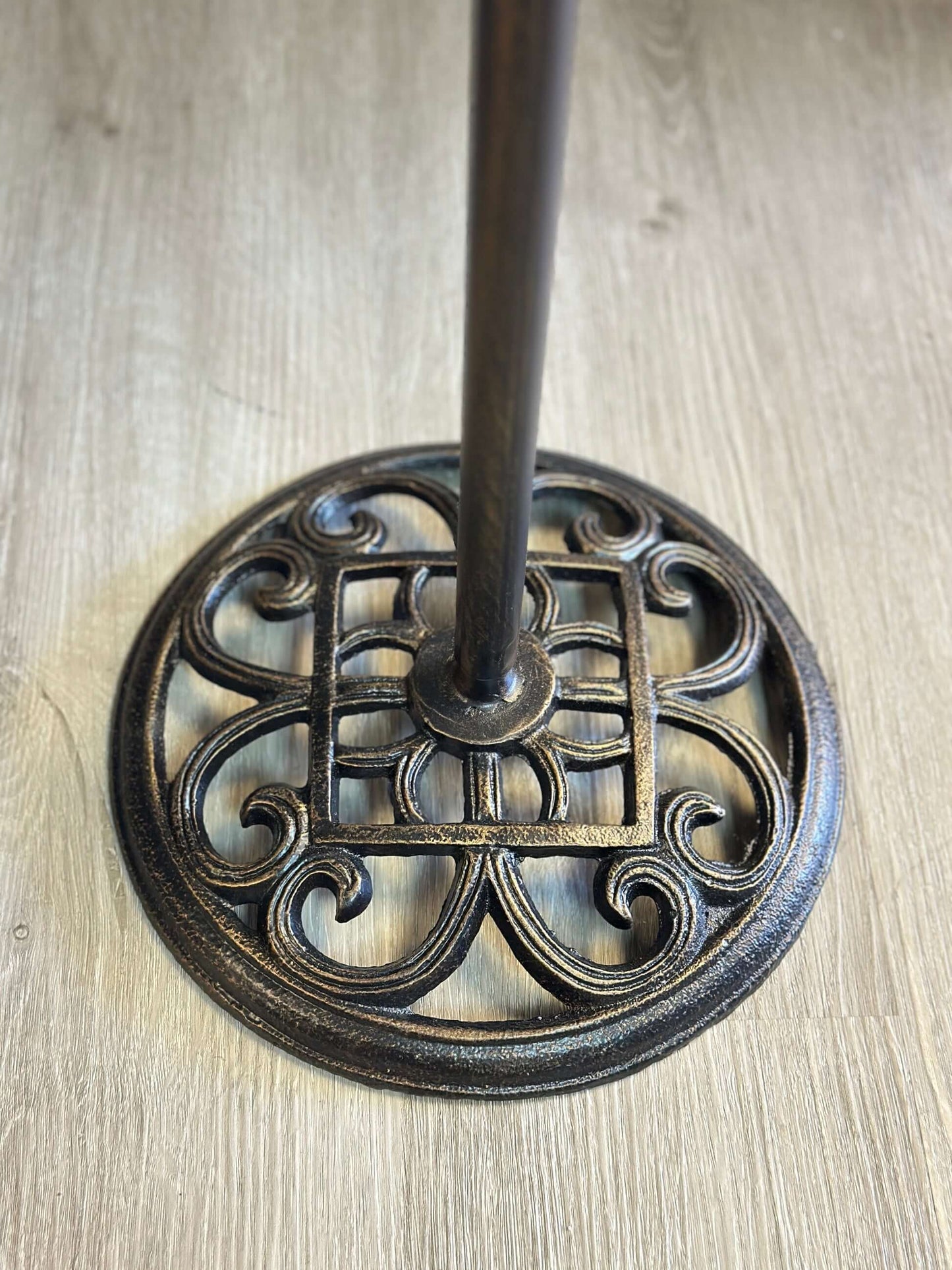 Farmhouse Metal Chalkboard Stand with Birds