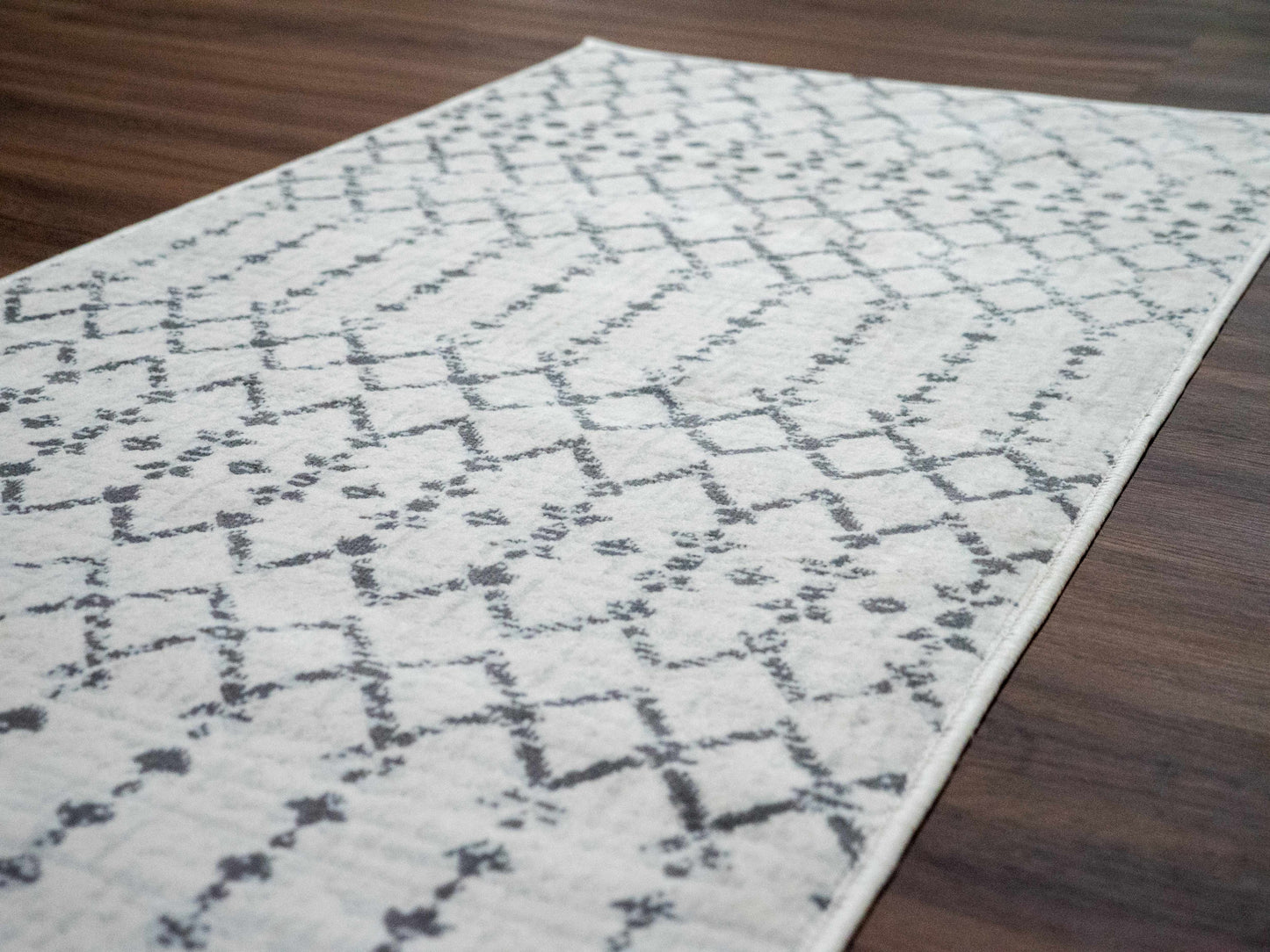 Tigri Aztec 2310 Ivory Rug - Promo