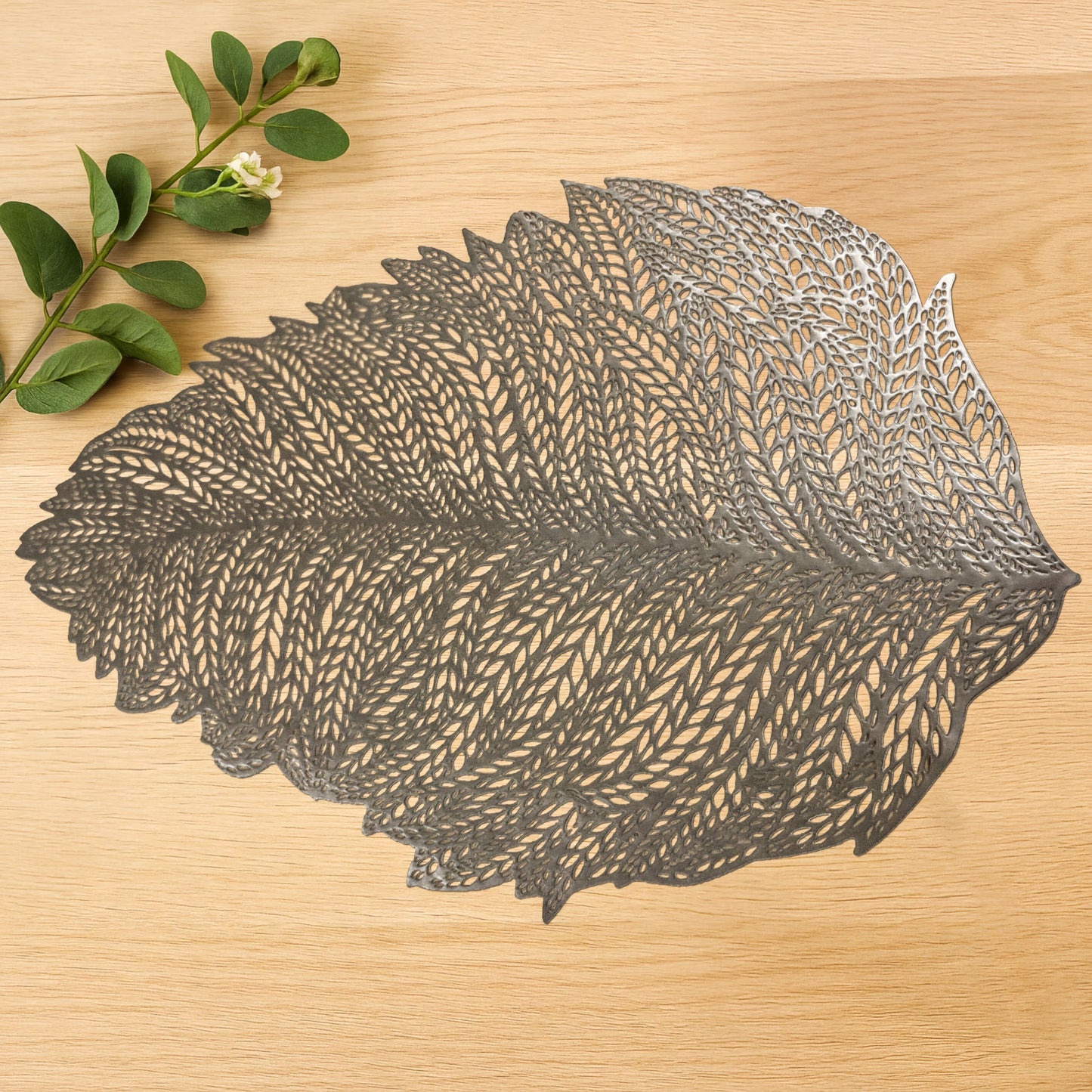 Vinyl Placemats Set - Leaf Cut Out Gold Table Mats, Heat Resistant & Non Slip