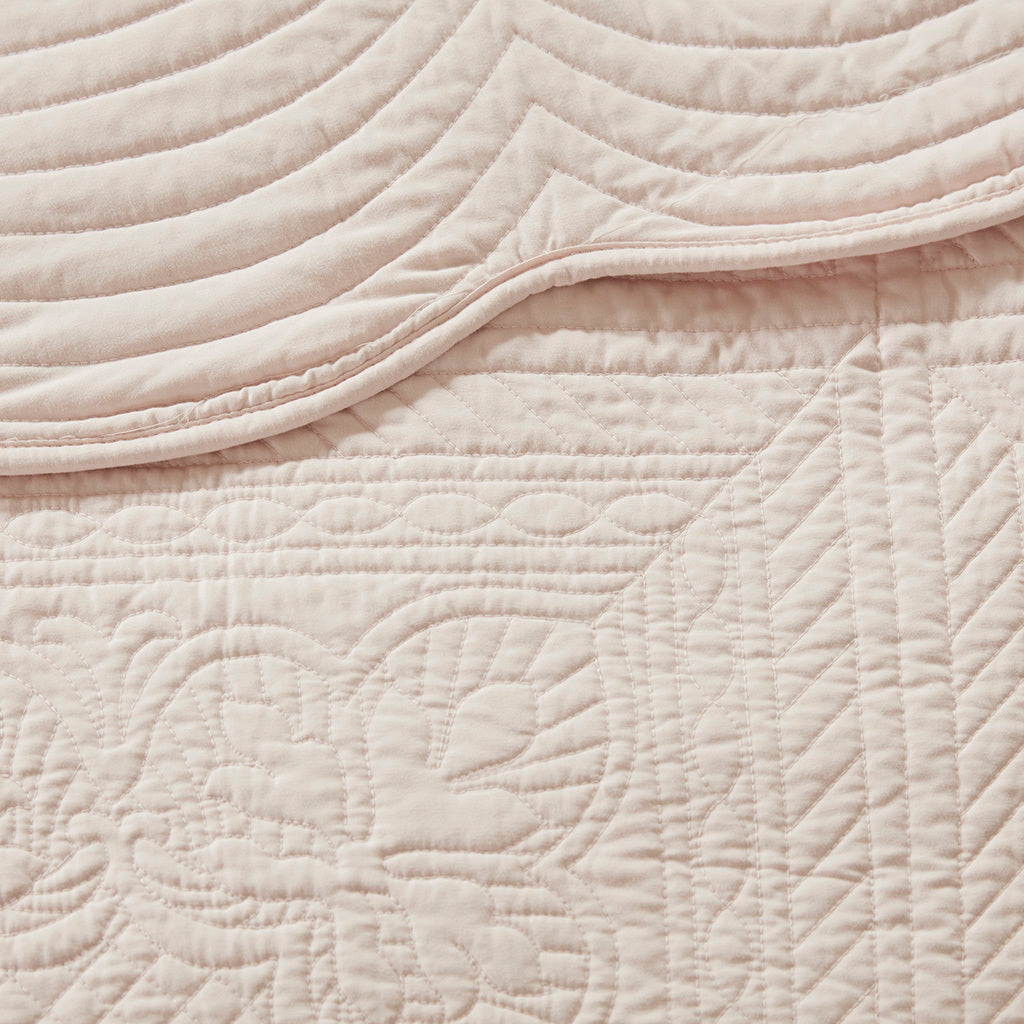3 Piece Reversible Scalloped Edge Quilt Set Blush Full/Queen