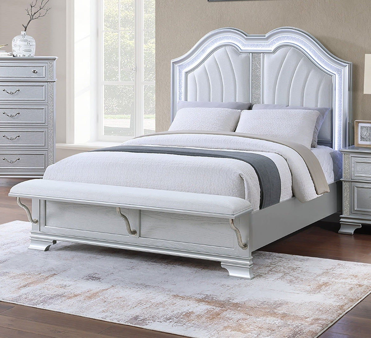 Cotemporary Elegant Queen Size Bed w Built-in Footboard Bench Upholstered HB USB 1pc Bed Gray Finish