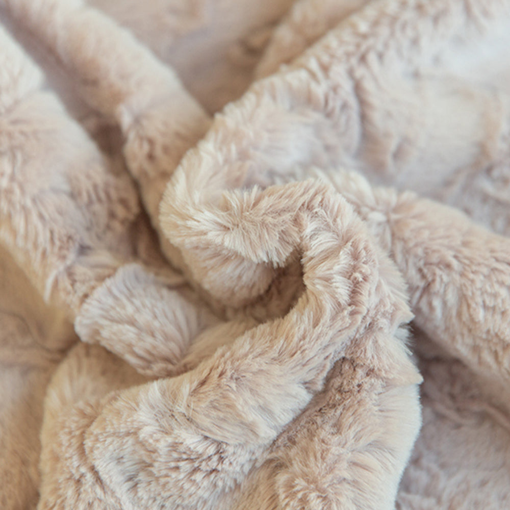 Set of 4 well mixed miss and match reversible sides furry throw pillowcase and insert 18"x18" square