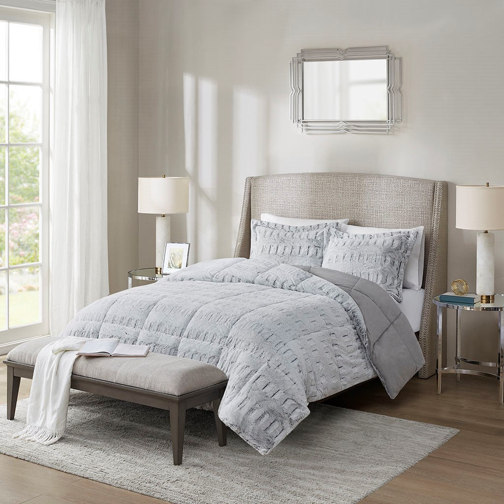 Full/Queen Back Print Long Fur Comforter Mini Set