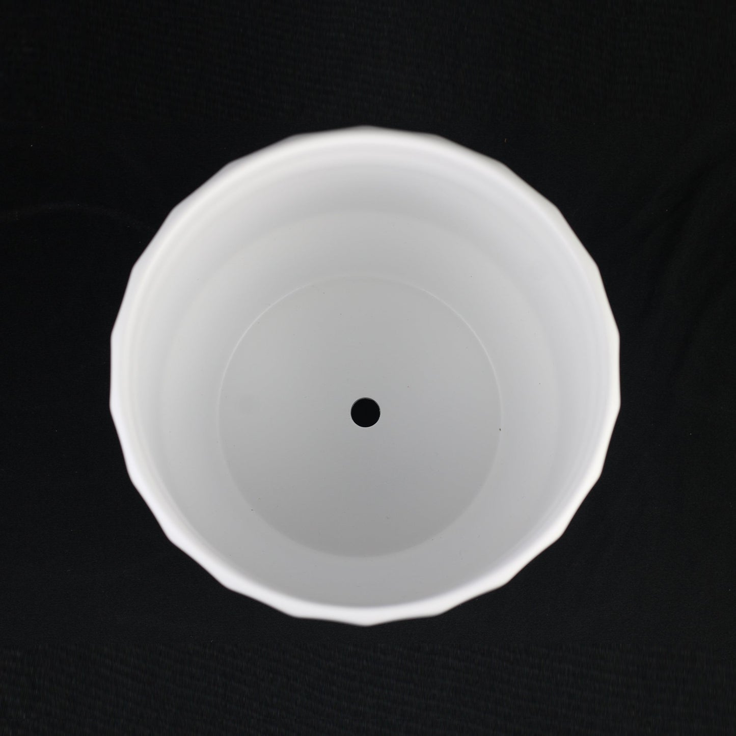 3-Piece White Stoneware Planter Set with Fluted Design