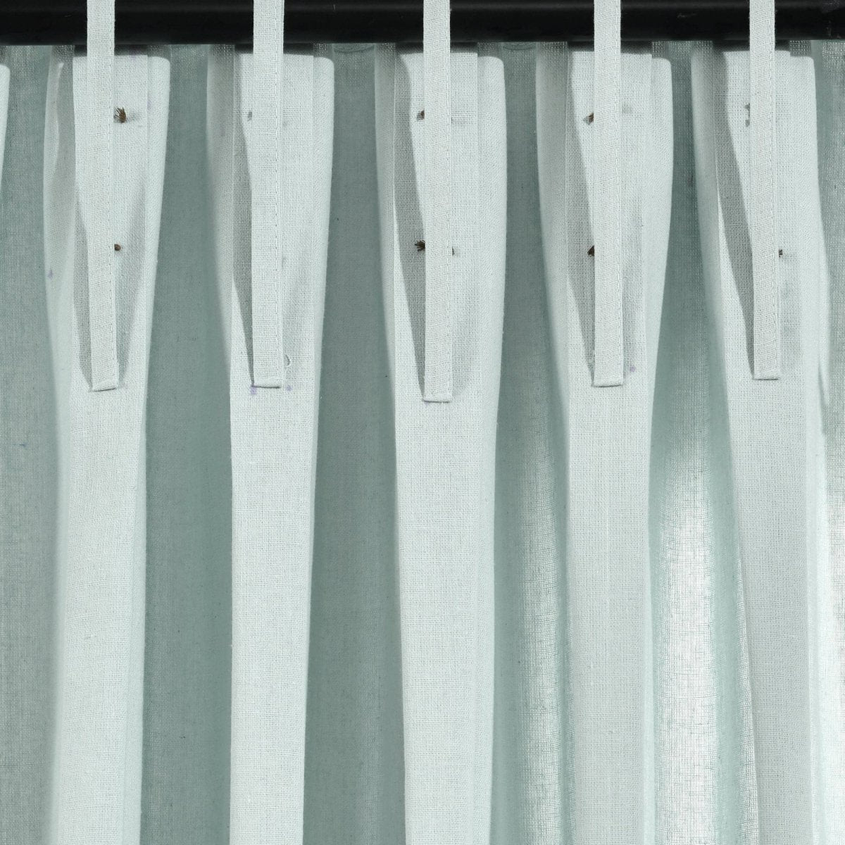 Linen Button Pinched Pleat Window Curtain (Single Panel)