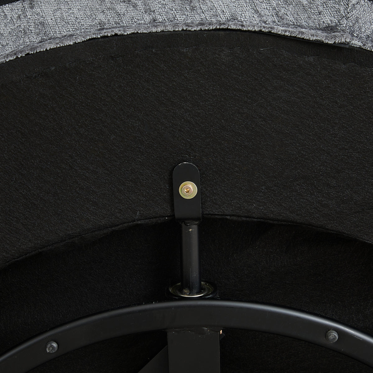 55''L Polyester Foam Single Swivel Chair
