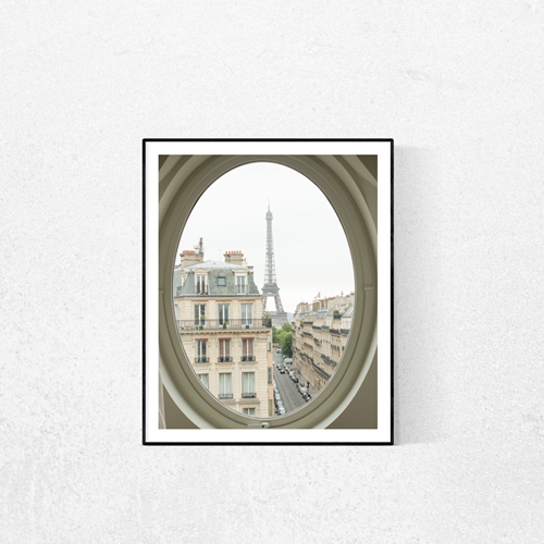 Eiffel Tower Room with a View
