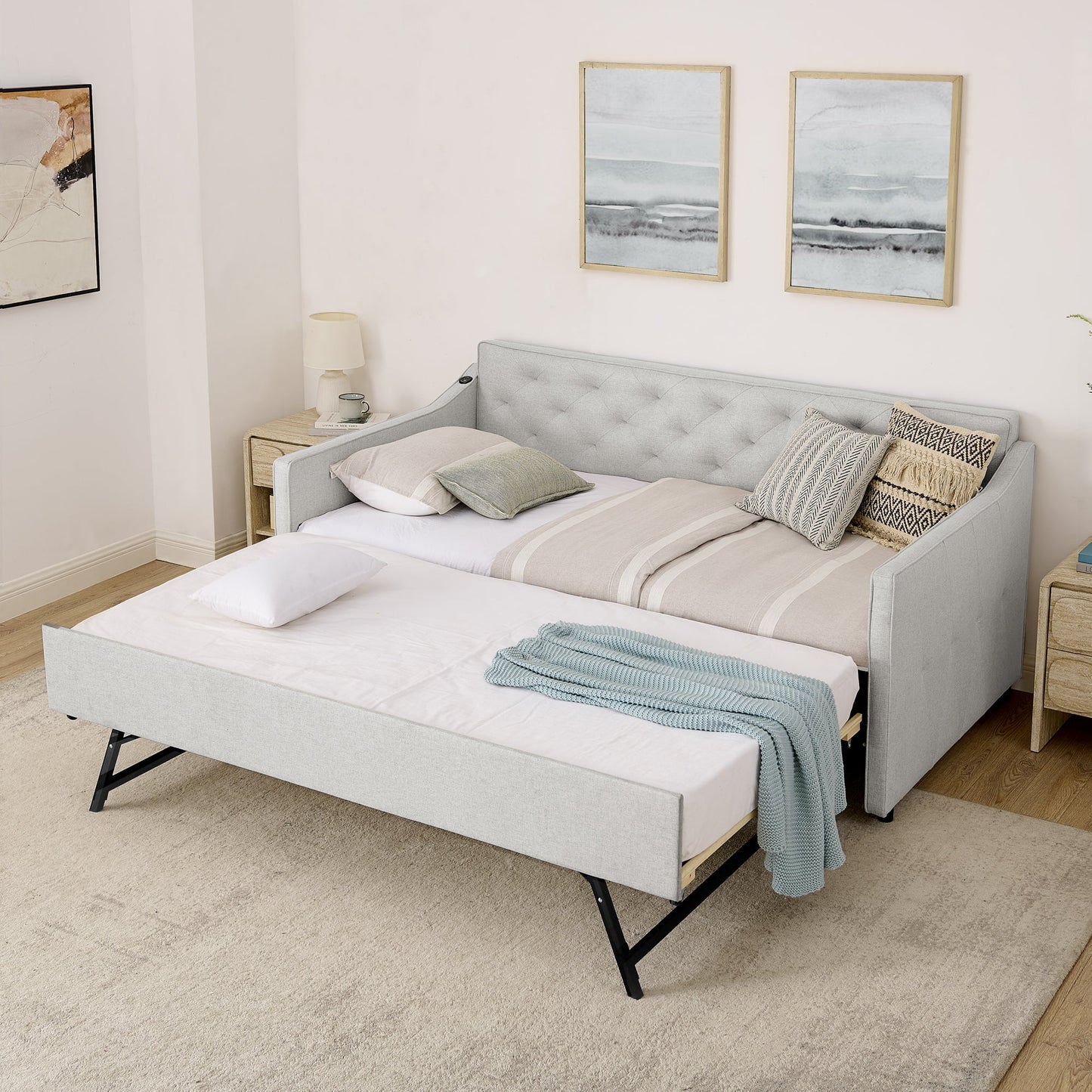 Twin Size Upholstery Daybed with Pop-up Trundle & USB Charging