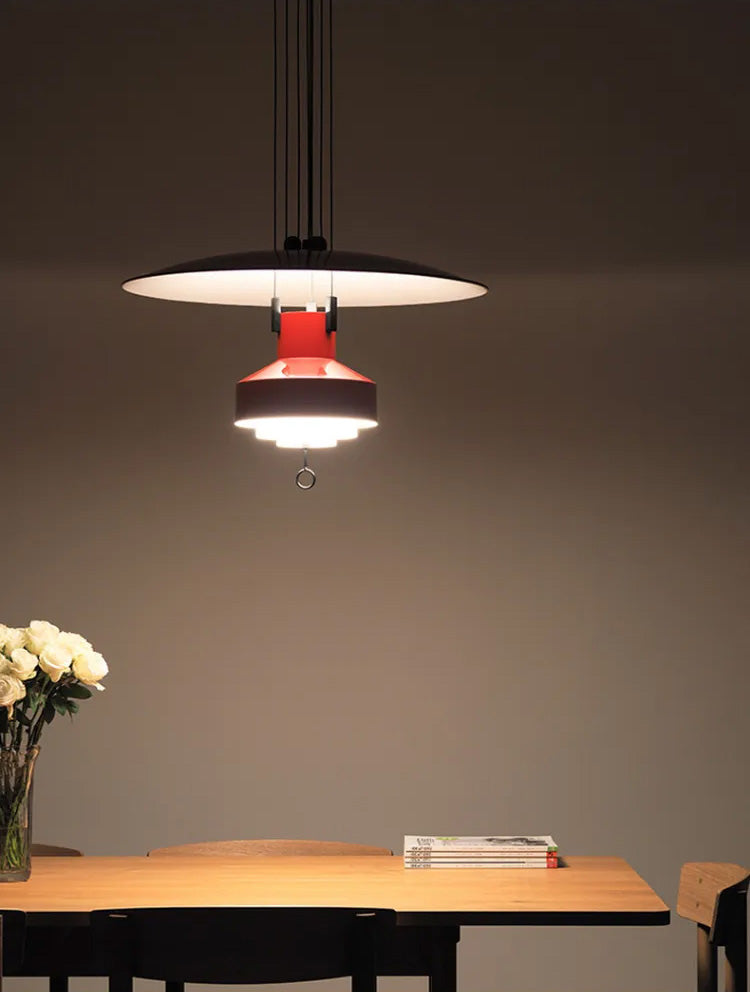 Saliscendi Pendant Light
