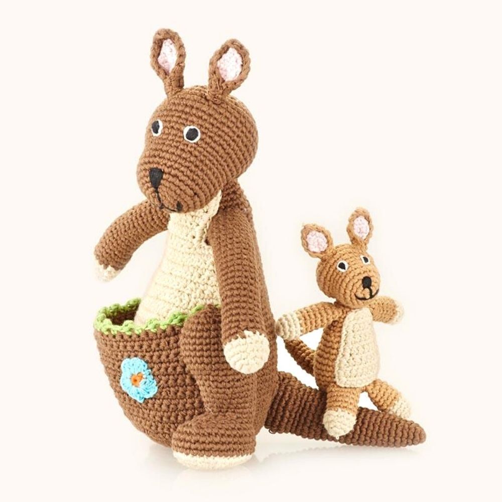 Large Animal Kangaroo with Kid