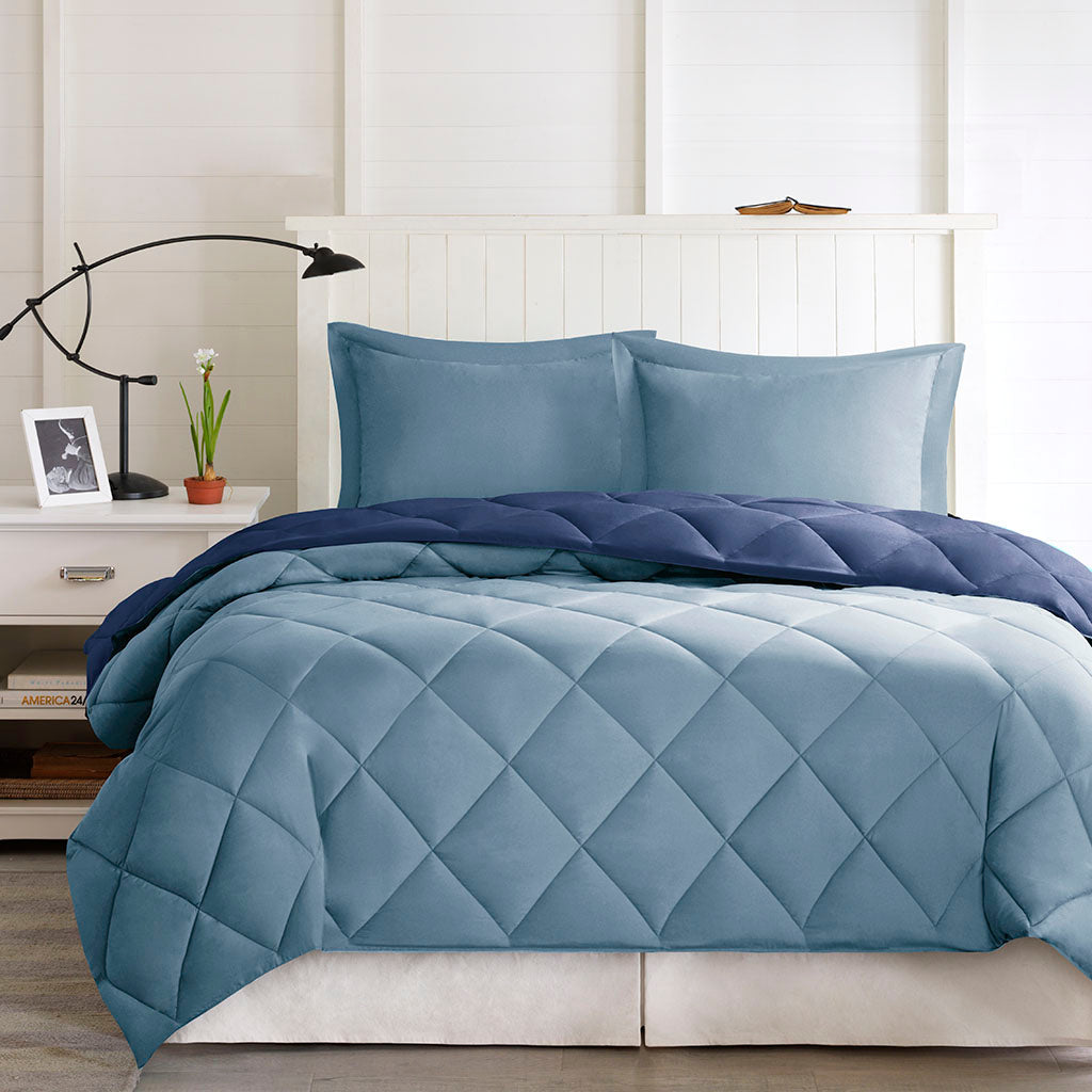 King 3M Scotchgard Diamond Quilting Reversible Down Alternative Comforter Set