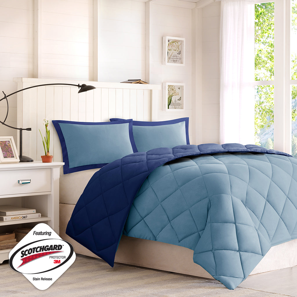 King 3M Scotchgard Diamond Quilting Reversible Down Alternative Comforter Set