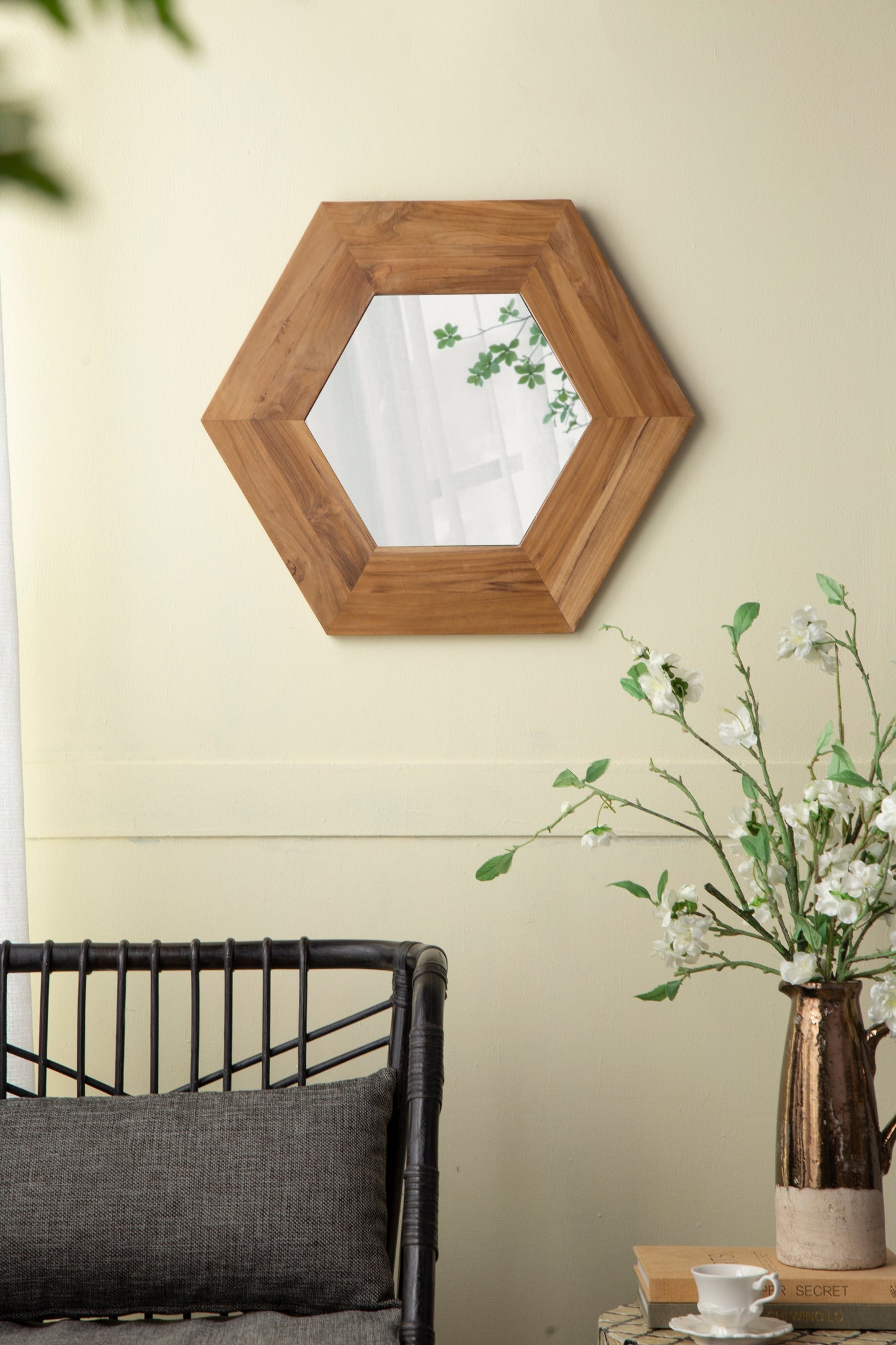 18.5" Hexagon Mirror