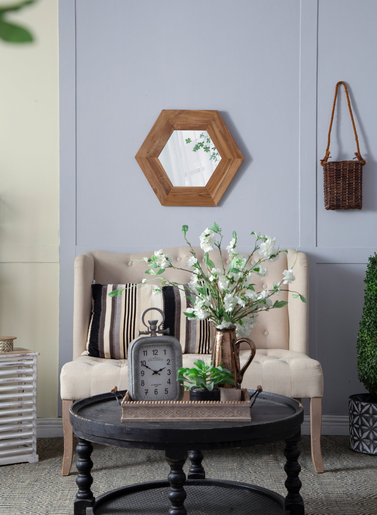 18.5" Hexagon Mirror