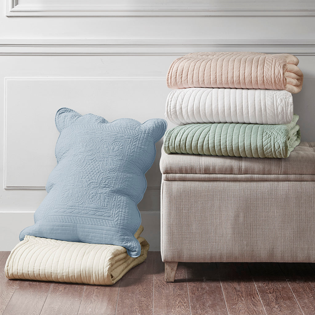 3 Piece Reversible Scalloped Edge Quilt Set Seafoam King/Cal King