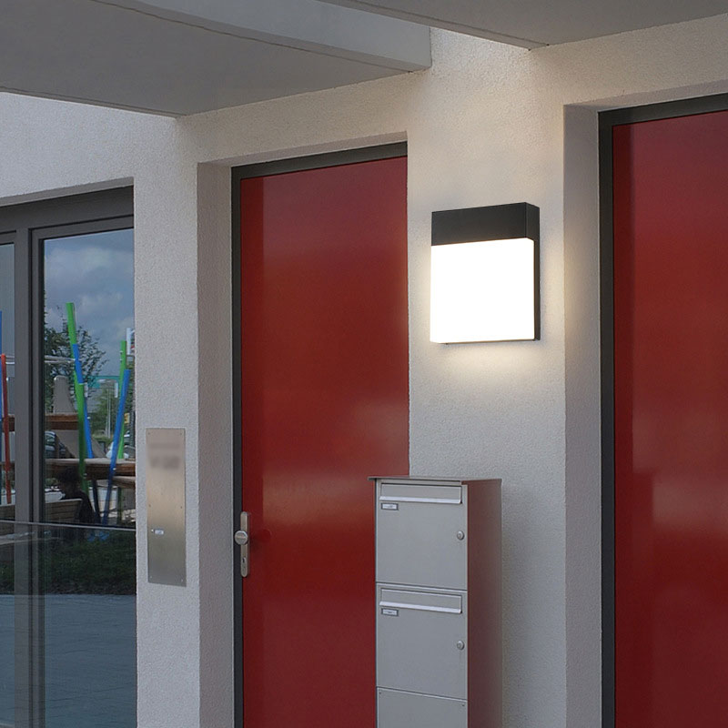 Coralie's Modern LED Outdoor Wall Light - Sleek Black Rectangle Sconce
