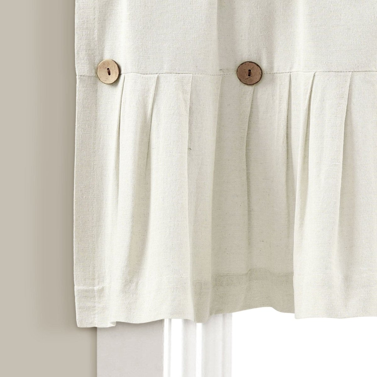 Linen Button Valance featuring pleats and wooden buttons for a chic farmhouse look.