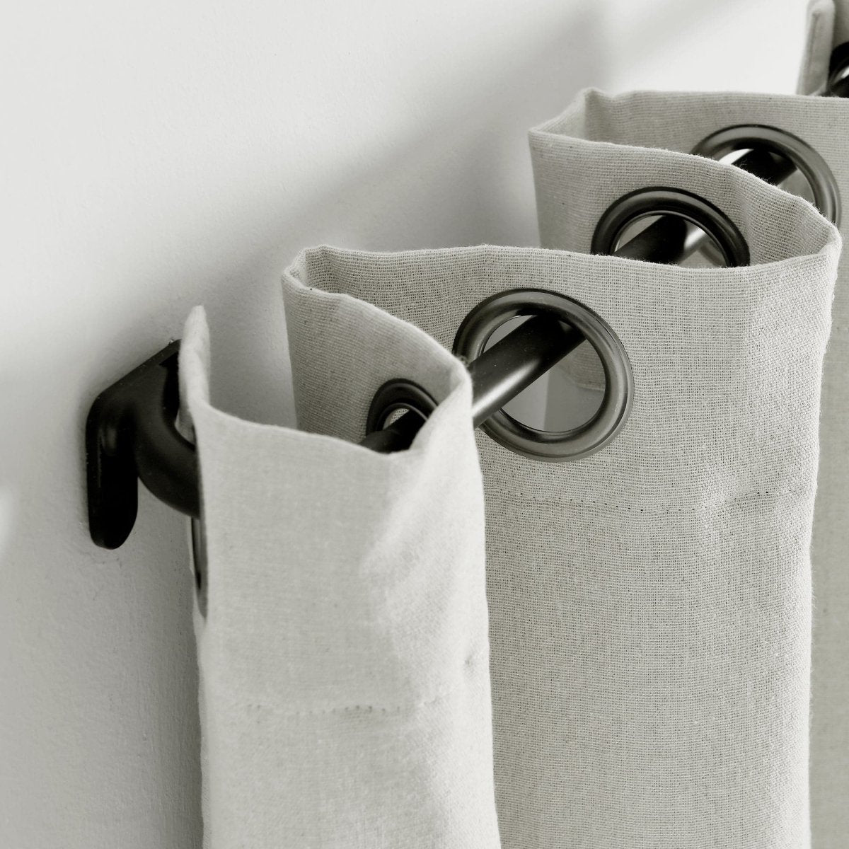 Insulated Grommet Blackout Faux Linen Window Curtain (Single Panel)