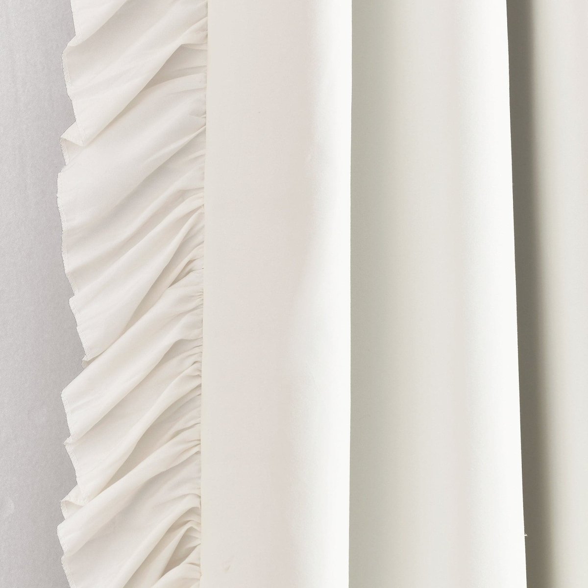 Reyna 100% Blackout Window Curtain (Single Panel)