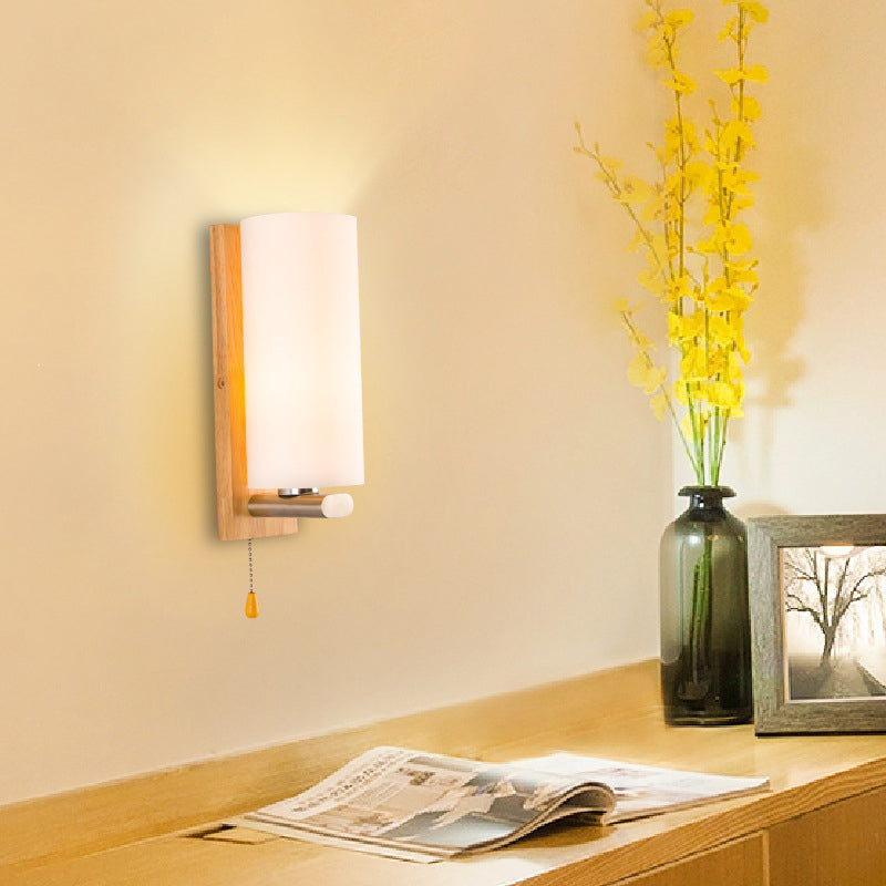 Clara's Wall-Mounted Reading Light with Elegant Glass Shade