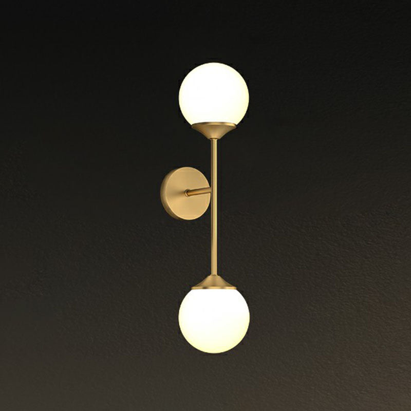 Tessa Warmth Meets Minimalist Style: The Gold LED Wall Lamp