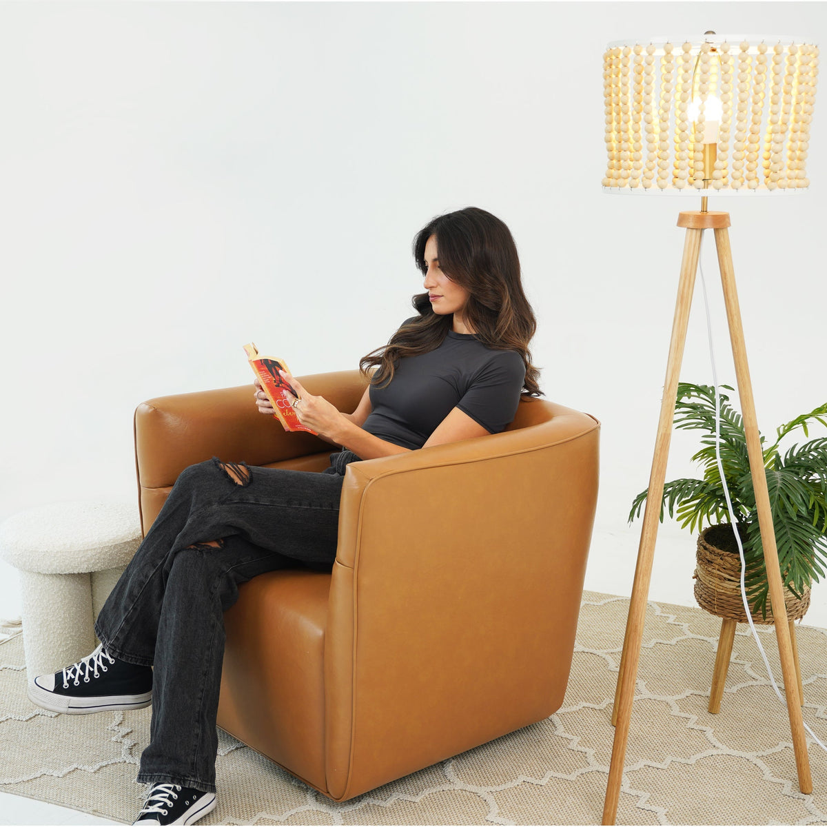 Callan Swivel Chair - Vegan