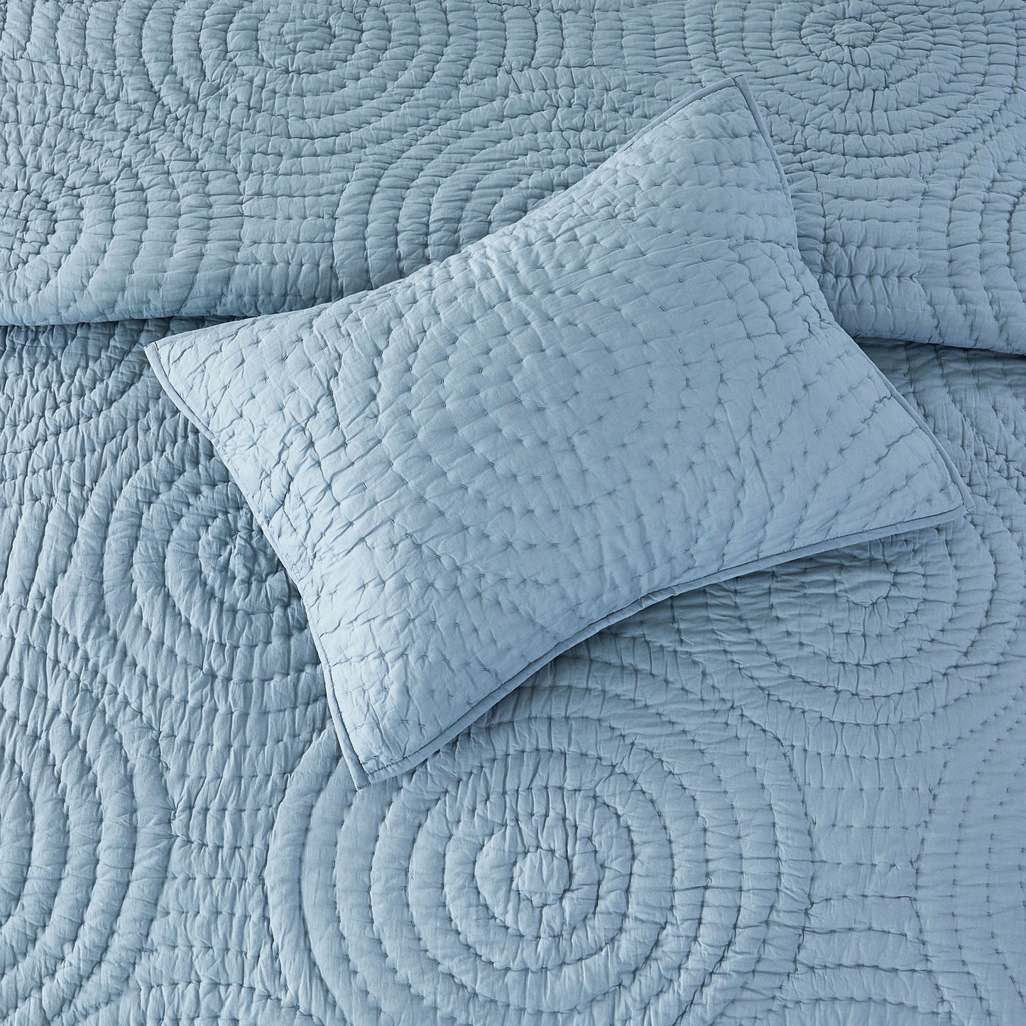 Halo Cotton Voile Hand Stitched Quilt Set