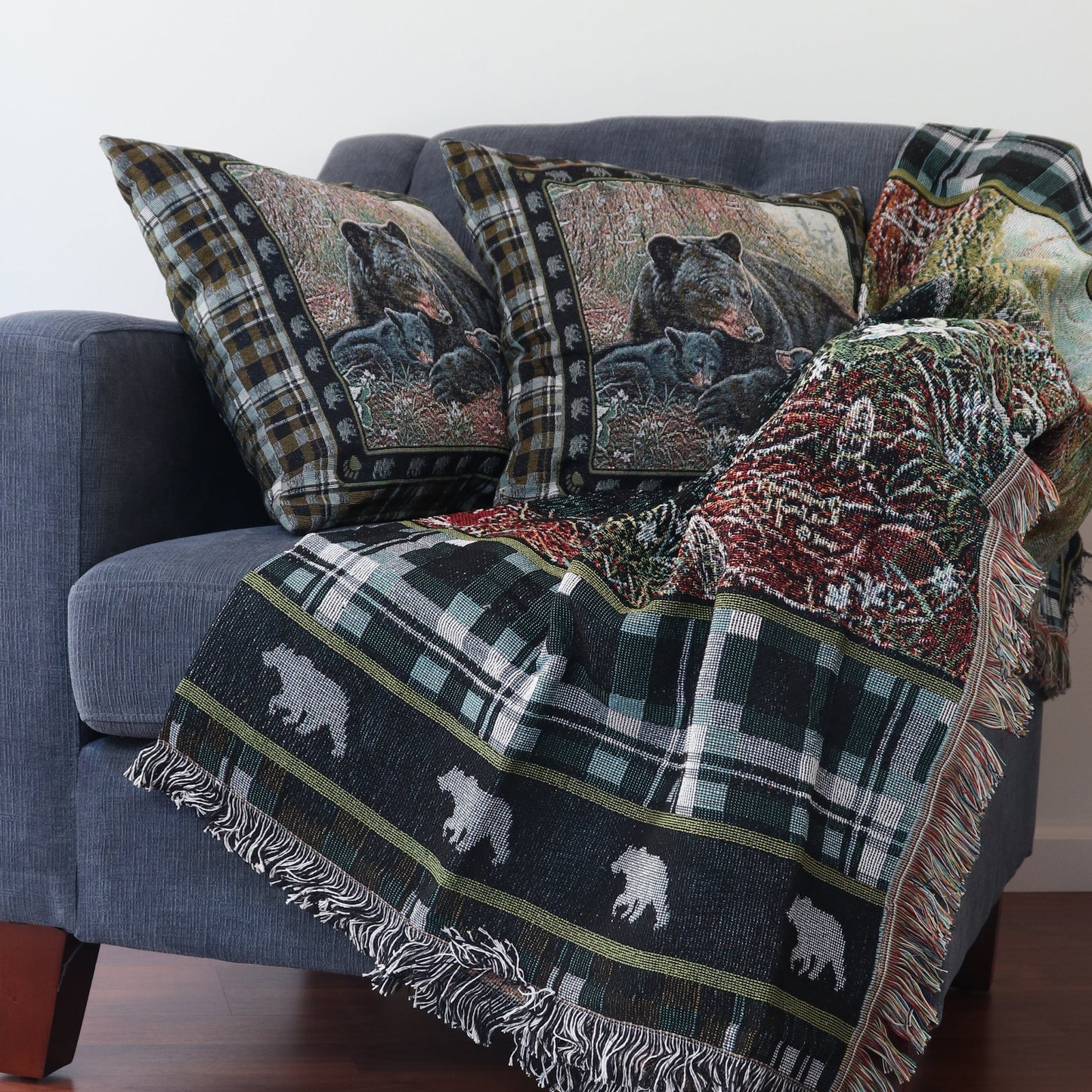 Tapestry Pillow 18in 2pk-Bear