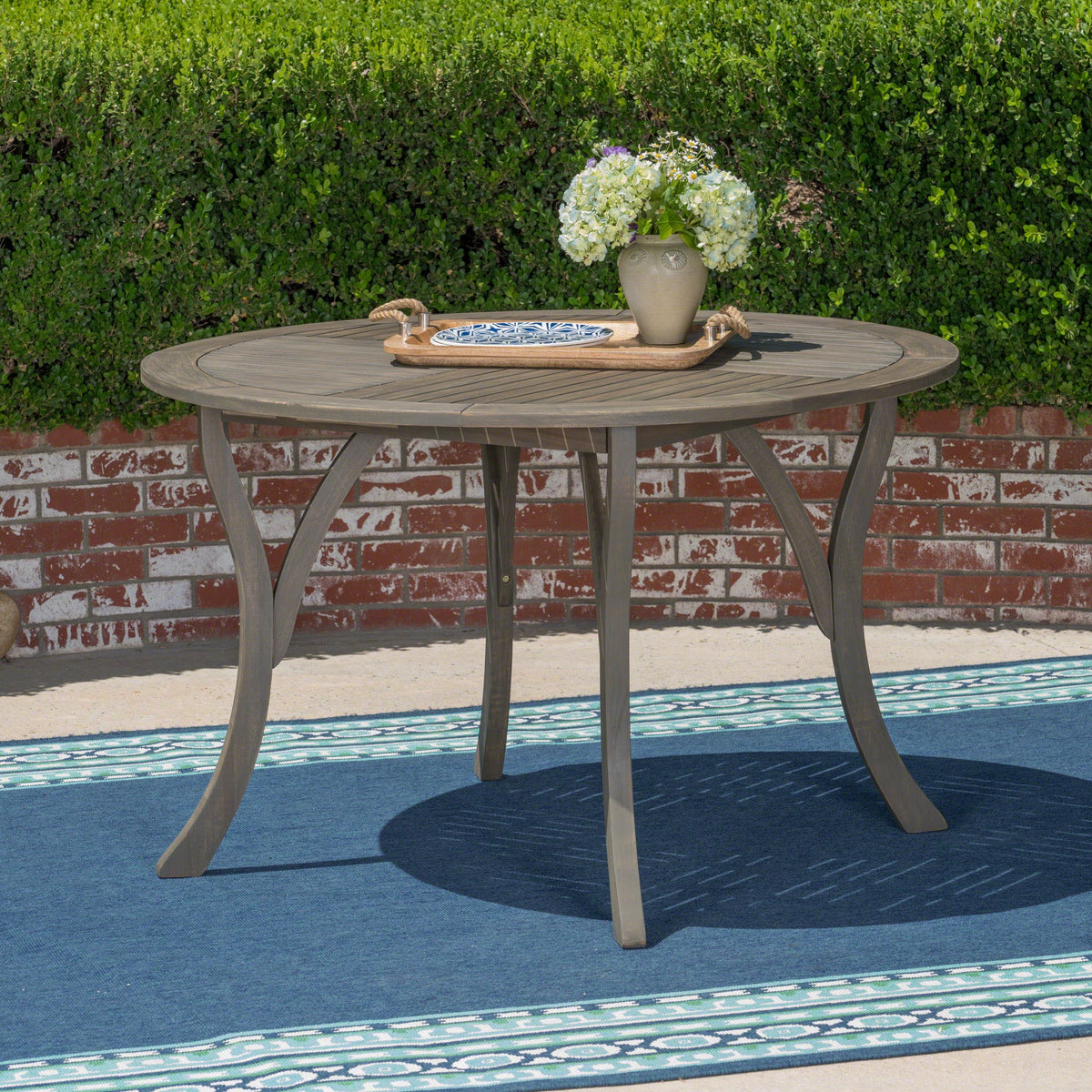 Outdoor Acacia Wood Round Dining Table with Curved Legs