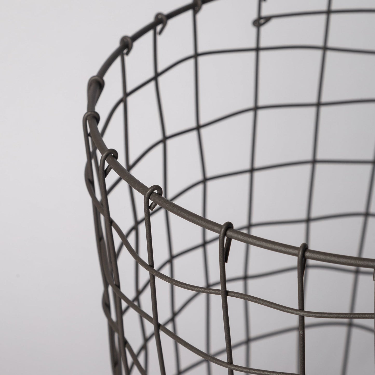 308 - Round Iron Basket