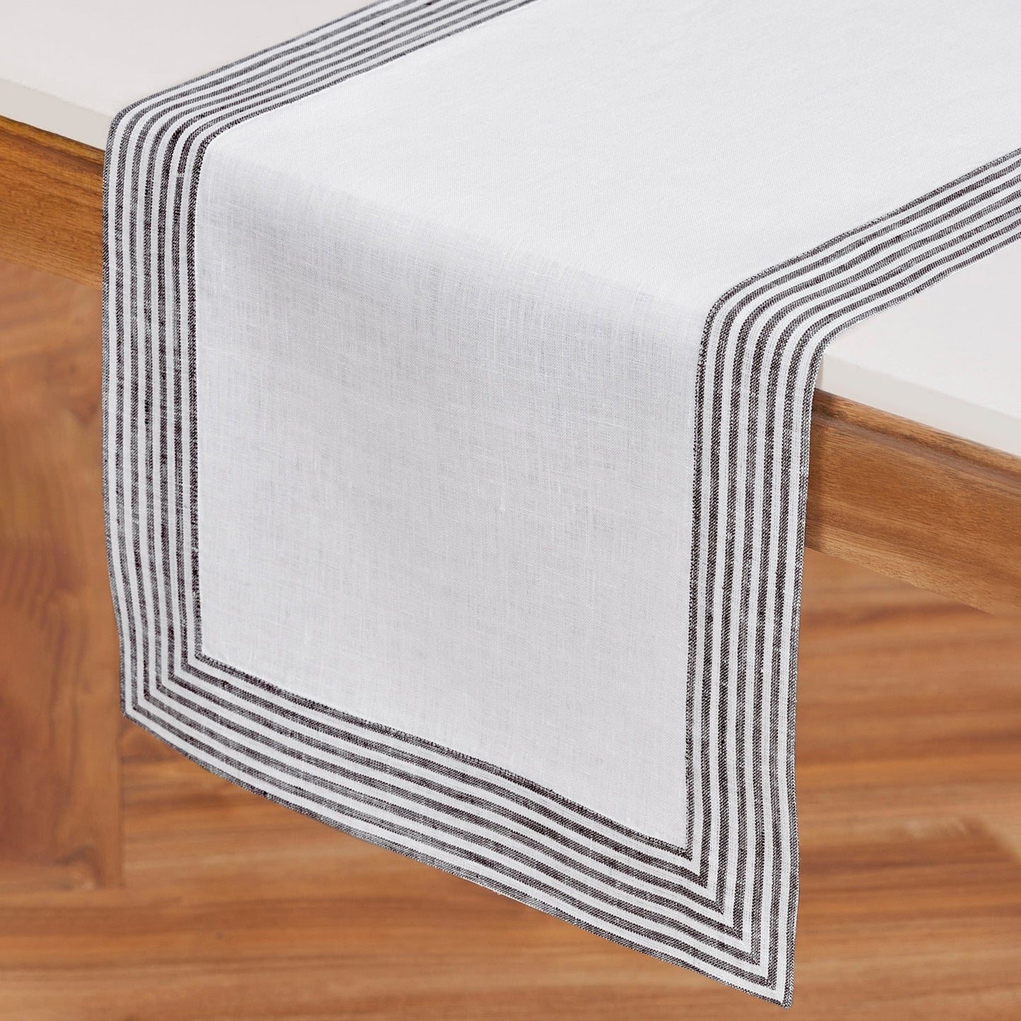Lucca Table Runner