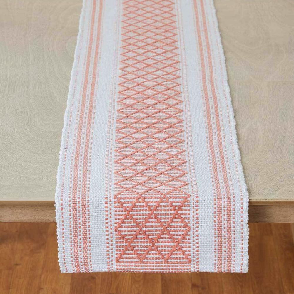 Lattice Rethread Table Runner