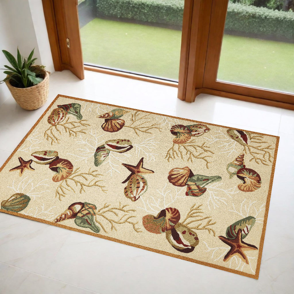 8' Beige Hand Hooked Sea Shells Indoor Runner Rug