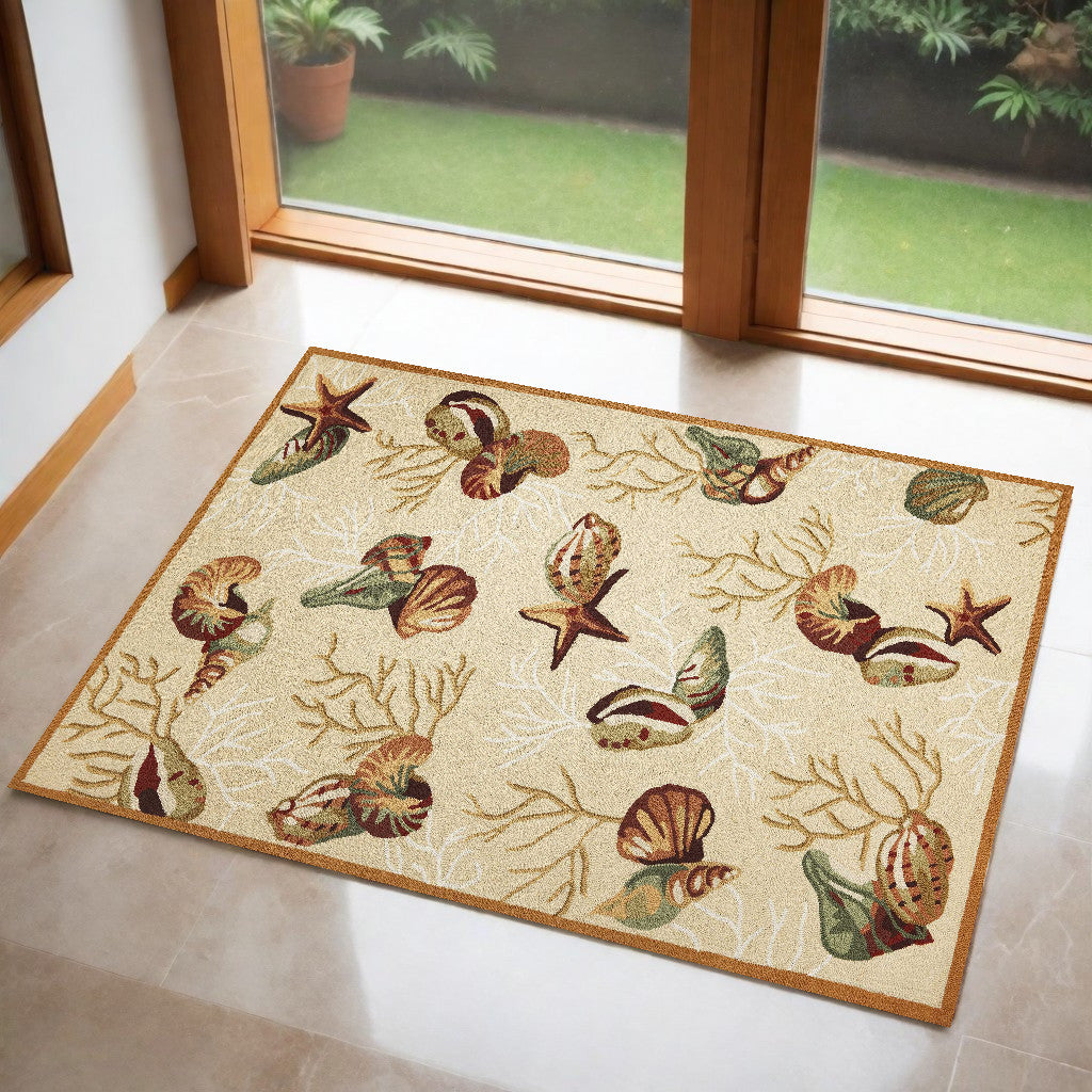 8' Beige Hand Hooked Sea Shells Indoor Runner Rug