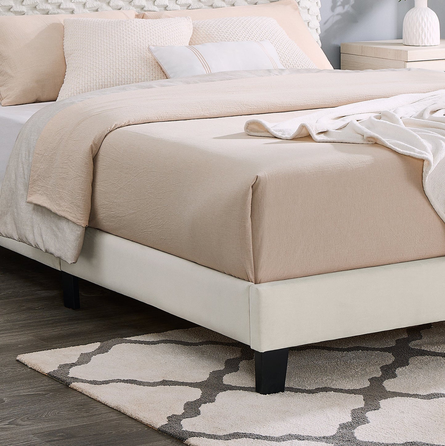 Findlay 3-Piece Bedroom Set, Plush 3D Upholstered Bed with Two Nightstands, Queen