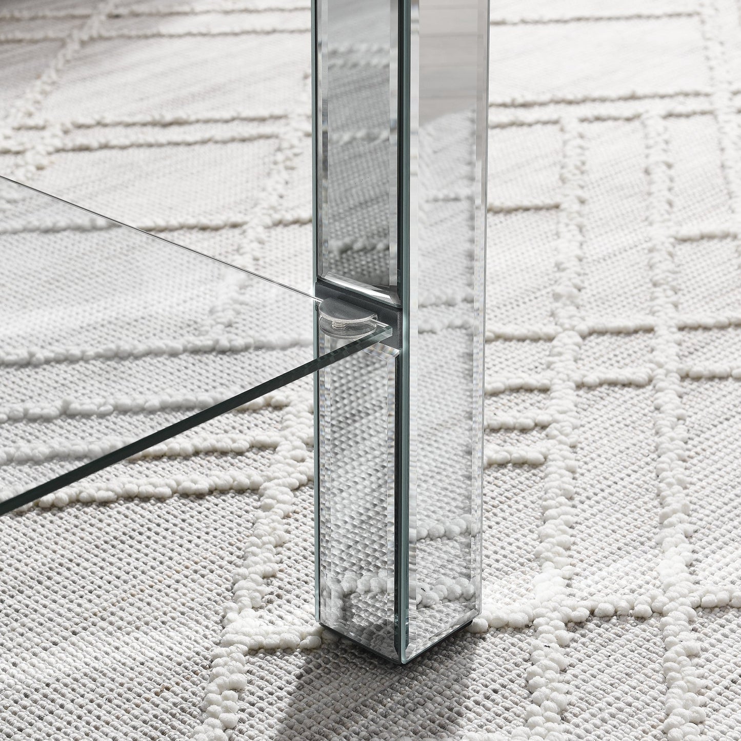 W 40 "X D 20" X H 20 "Curved border carved mirror coffee table: Silver mirror glass tabletop with sparkling diamond edge frame and crystal mirror legs, small coffee table for modern home sofa decorati